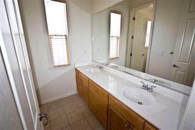 683 Santos Ave, Ripon, CA 95366 photo 9