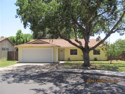 302 Pamela Ct, Merced, CA 95340 photo 1