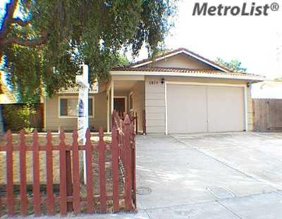 1074 Wembley Way, Manteca, CA 95336 photo 1