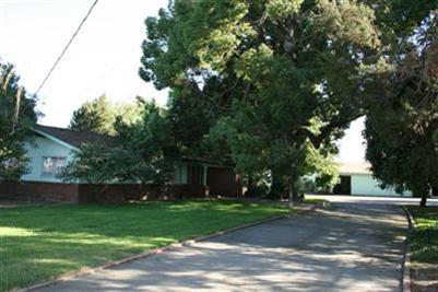 2900 E Redwood Rd, Ceres, CA 95307 photo 2