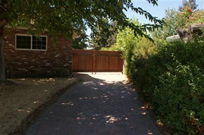 3909 Ballard Dr, Carmichael, CA 95608 photo 2