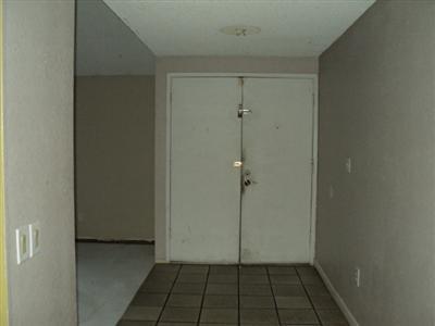 1504 Kirkland Ct, Modesto, CA 95356 photo 2