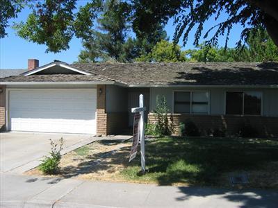 1221 Lillian Dr, Modesto, CA 95355 photo 1