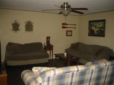 131 S Corinth Ave, Lodi, CA 95242 photo 3
