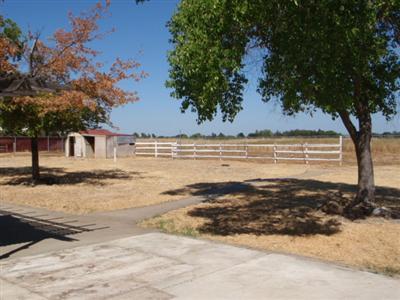 8338 Derringer Ct, Elverta, CA 95626 photo 2