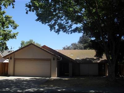 3720 Northampton Ln, Modesto, CA 95356 photo 1