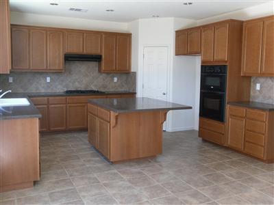 3795 Vitrina Ct, Turlock, CA 95382 photo 2