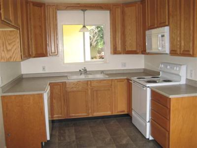 2117 Cornwell Ave, Modesto, CA 95350 photo 2