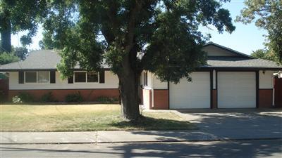 1010 Tahoe Dr, Modesto, CA 95350 photo 1