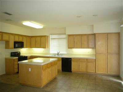 1320 E Springer Dr, Turlock, CA 95382 photo 5