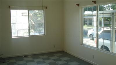 401 Locust St, Turlock, CA 95380 photo 3