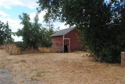 8138 E Kettleman Ln, Lodi, CA 95240 photo 4