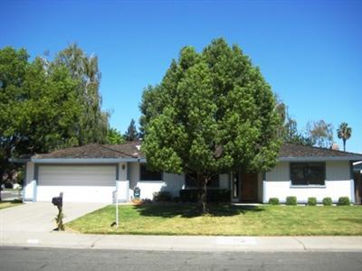 64 Fallwind Cir, Sacramento, CA 95831 photo 1