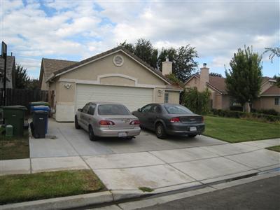 545 Sunnyhill Dr, Turlock, CA 95382 photo 3