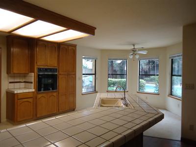 3355 Scottlee Dr, Turlock, CA 95382 photo 2