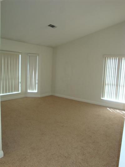 1925 Bailey Dr, Modesto, CA 95355 photo 4