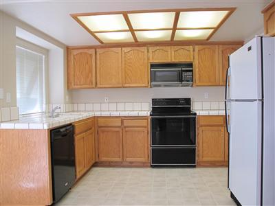 2372 Twain Ct, Tracy, CA 95376 photo 3