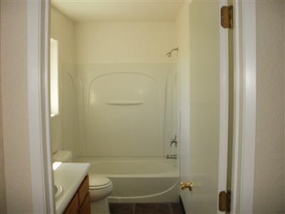 1697 Rancho Dr, Ceres, CA 95307 photo 5