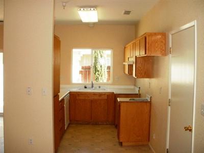 1697 Rancho Dr, Ceres, CA 95307 photo 4