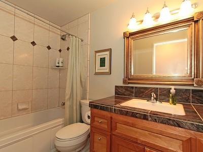 3116 Londonderry Rd, Modesto, CA 95350 photo 11