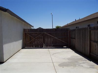 329 Lukas St, Turlock, CA 95380 photo 8