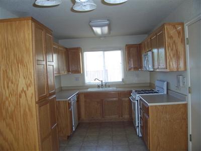 329 Lukas St, Turlock, CA 95380 photo 3