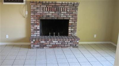 504 E St, Waterford, CA 95386 photo 3