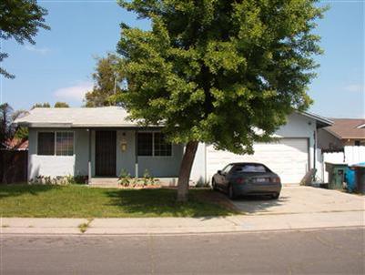 1909 Hunt Ave, Modesto, CA 95350 photo 1