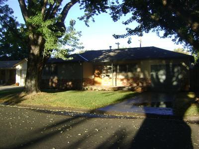1636 Carlton Ave, Modesto, CA 95350 photo 2
