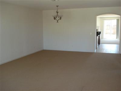 301 Durer Dr, Patterson, CA 95363 photo 2