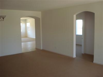301 Durer Dr, Patterson, CA 95363 photo 3