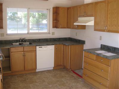 1225 Ginger Way, Manteca, CA 95336 photo 3
