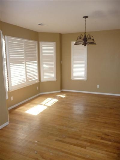2016 Edmart St, Escalon, CA 95320 photo 5