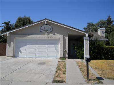 543 Yosemite Dr, Tracy, CA 95376 photo 1