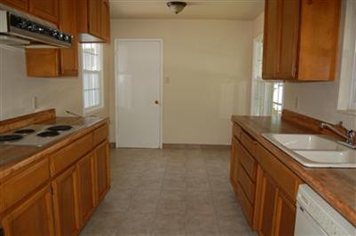 1238 College Ct, Modesto, CA 95350 photo 5