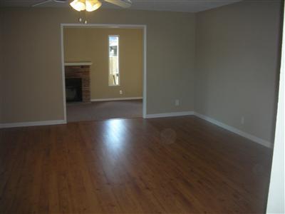 1705 Couchman Ln, Modesto, CA 95355 photo 2