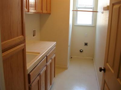 1074 Junction Dr, Manteca, CA 95337 photo 7