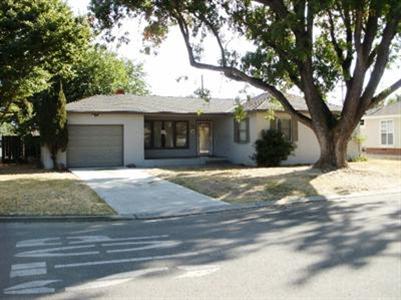 920 Carrigan Ave, Modesto, CA 95350 photo 1