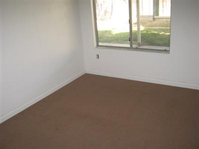 833 Grand Central Dr, Modesto, CA 95351 photo 4