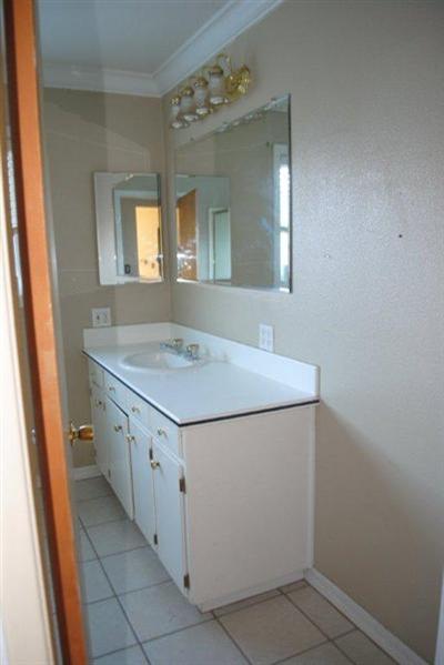 715 N Stockton Ave, Ripon, CA 95366 photo 13