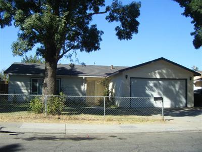 1033 Fish Dr, Modesto, CA 95351 photo 1