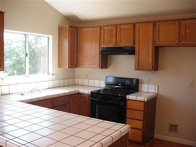 1300 Vintner Ln, Modesto, CA 95358 photo 8