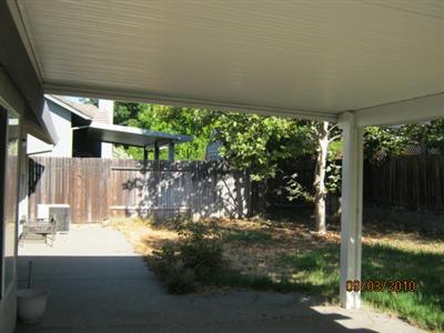 3252 Pepperridge Dr, Antelope, CA 95843 photo 4