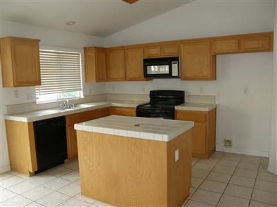 3304 Orchestra Pl, Modesto, CA 95355 photo 4
