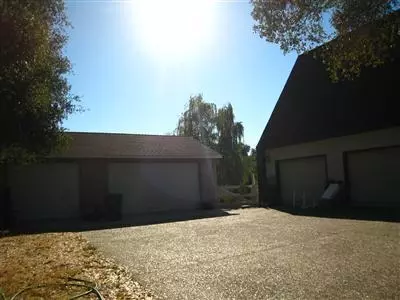6453 Barton Rd, Loomis, CA 95650 photo 2