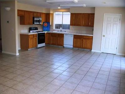 1014 Sparrow Hawk Ln, Patterson, CA 95363 photo 4