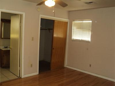426 Oak St, Modesto, CA 95351 photo 9
