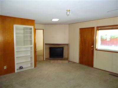 1215 Yale Ave, Modesto, CA 95350 photo 4