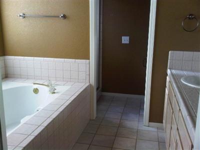 2029 Victoria, Modesto, CA 95355 photo 5