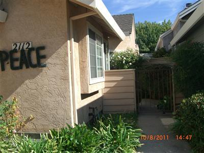 2112 Gainsboro Pl, Modesto, CA 95355 photo 2